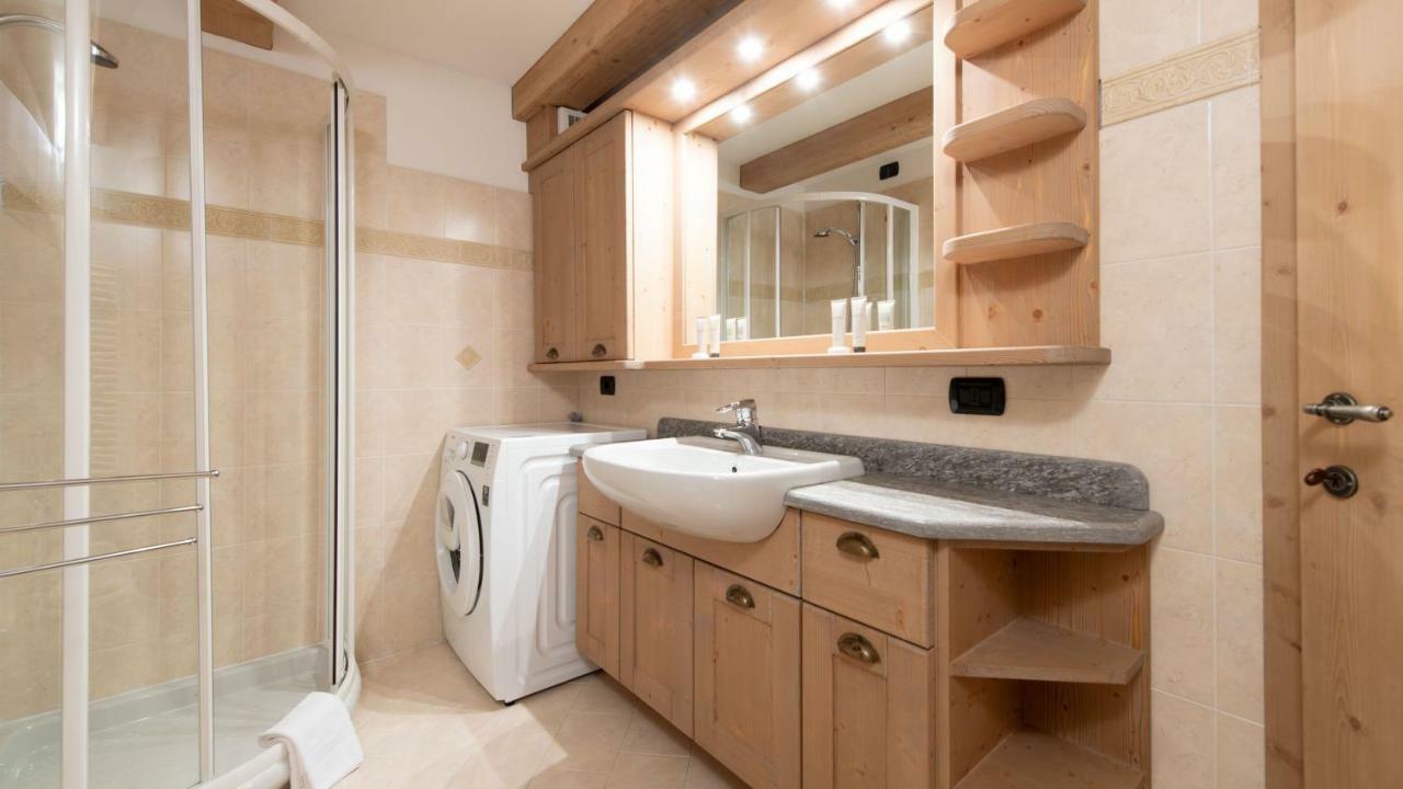 Italianway - Roma 39 Mansarda Apartment Bormio Bagian luar foto